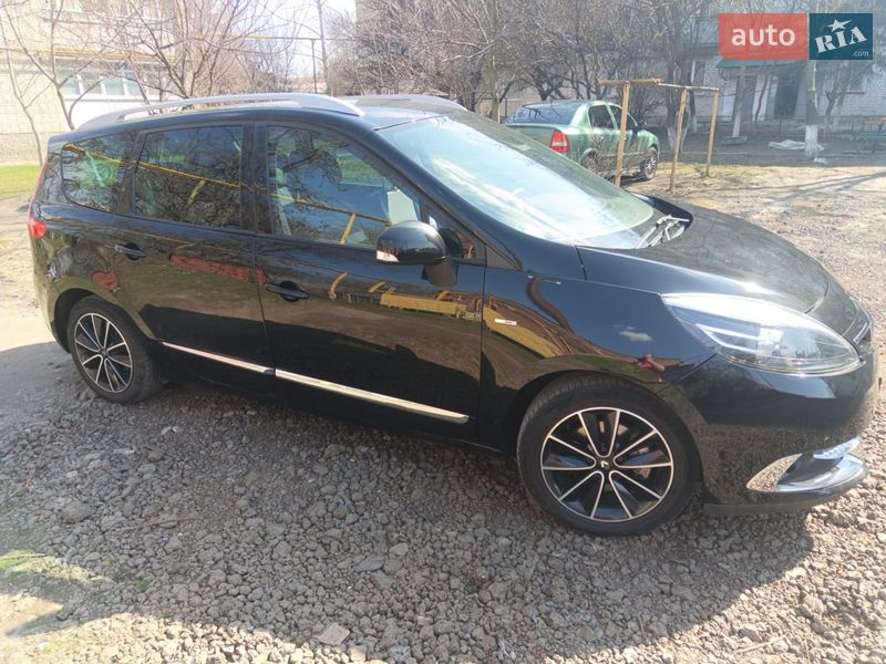 Renault Grand Scenic 2013