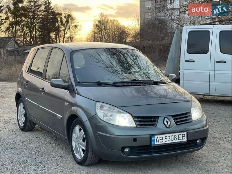Renault Grand Scenic 2004