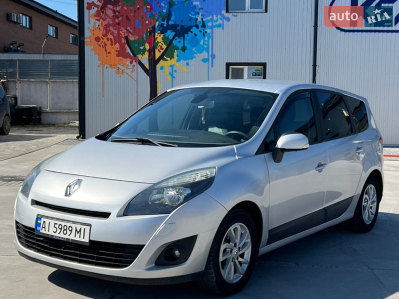 Renault Grand Scenic 2010