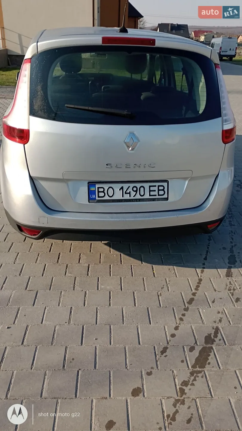 2010 Renault Scenic - мініатюра 6