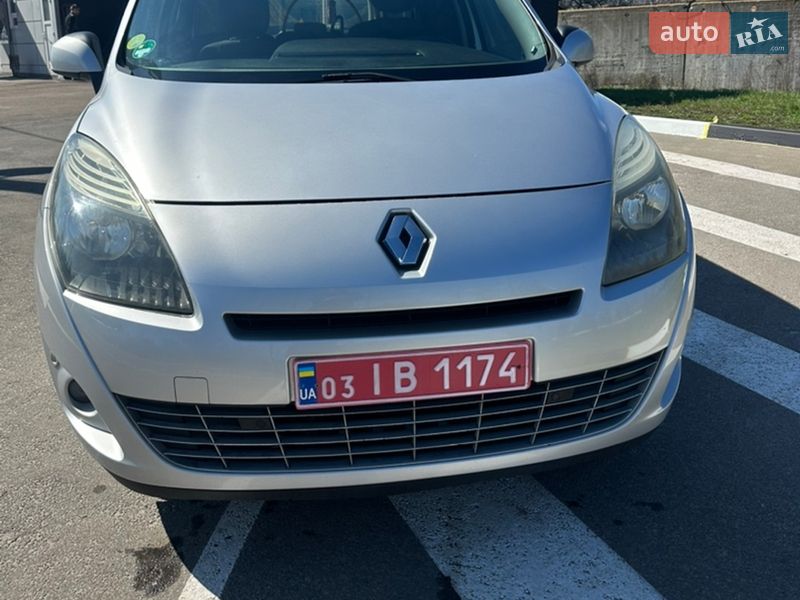 Минивэн Renault Grand Scenic 2010 в Харькове