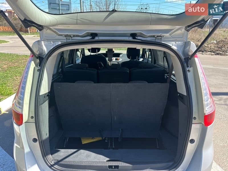 Минивэн Renault Grand Scenic 2010 в Харькове