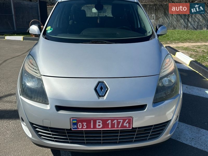 Минивэн Renault Grand Scenic 2010 в Харькове