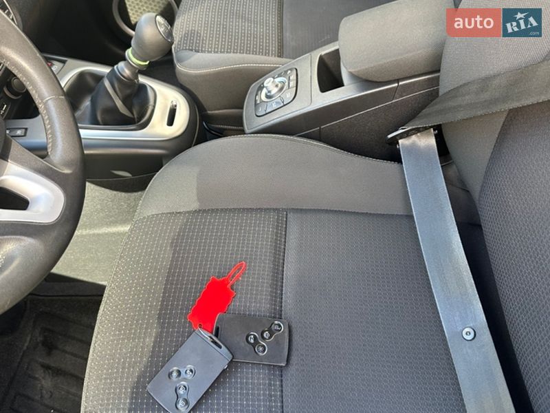 Минивэн Renault Grand Scenic 2010 в Харькове