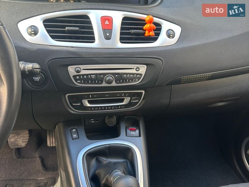 Минивэн Renault Grand Scenic 2010 в Харькове