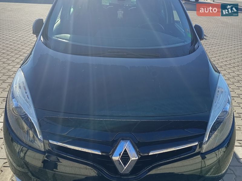 Renault Grand Scenic 2015