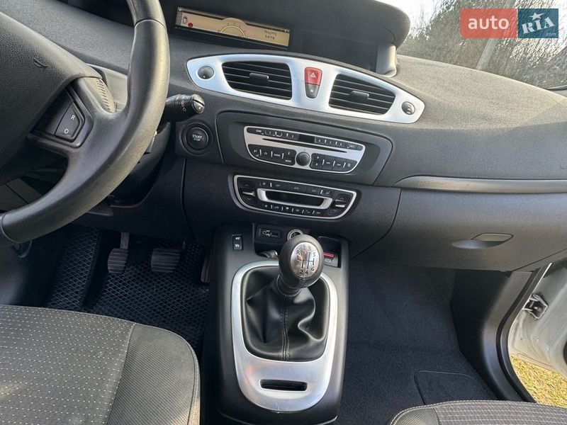 Минивэн Renault Grand Scenic 2009 в Ровно
