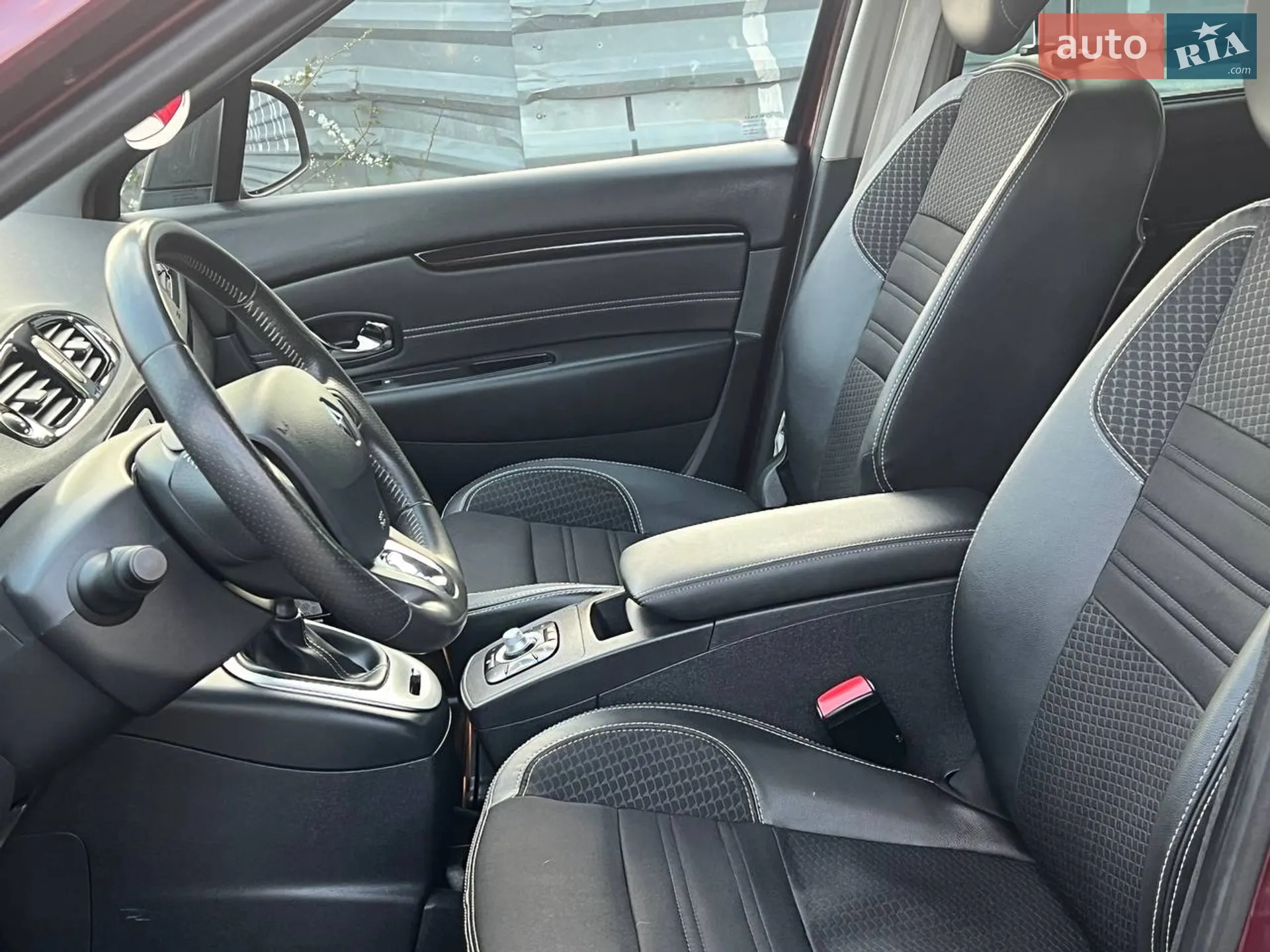 2014 Renault Scenic - мініатюра 19