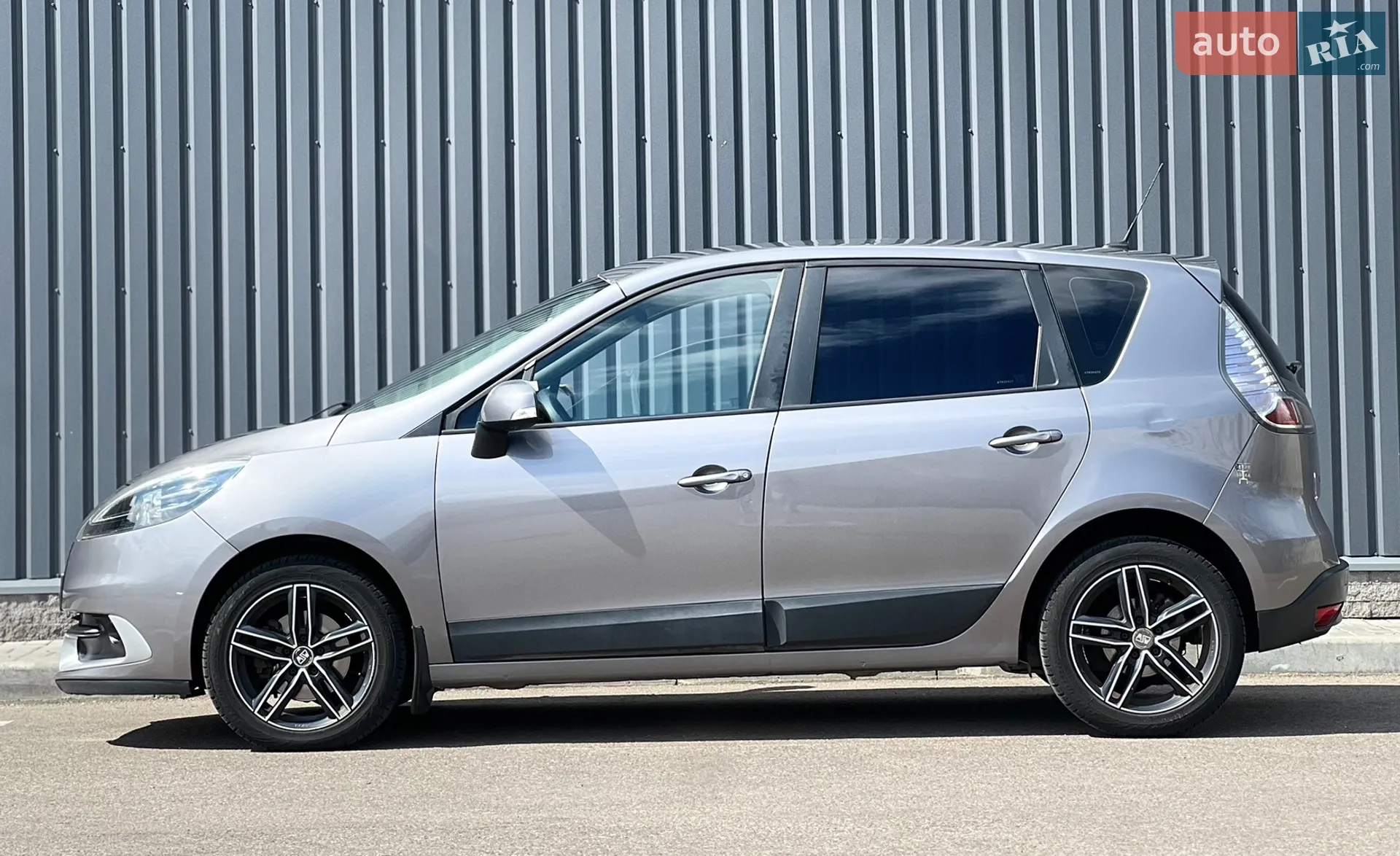 2012 Renault Scenic - мініатюра 10