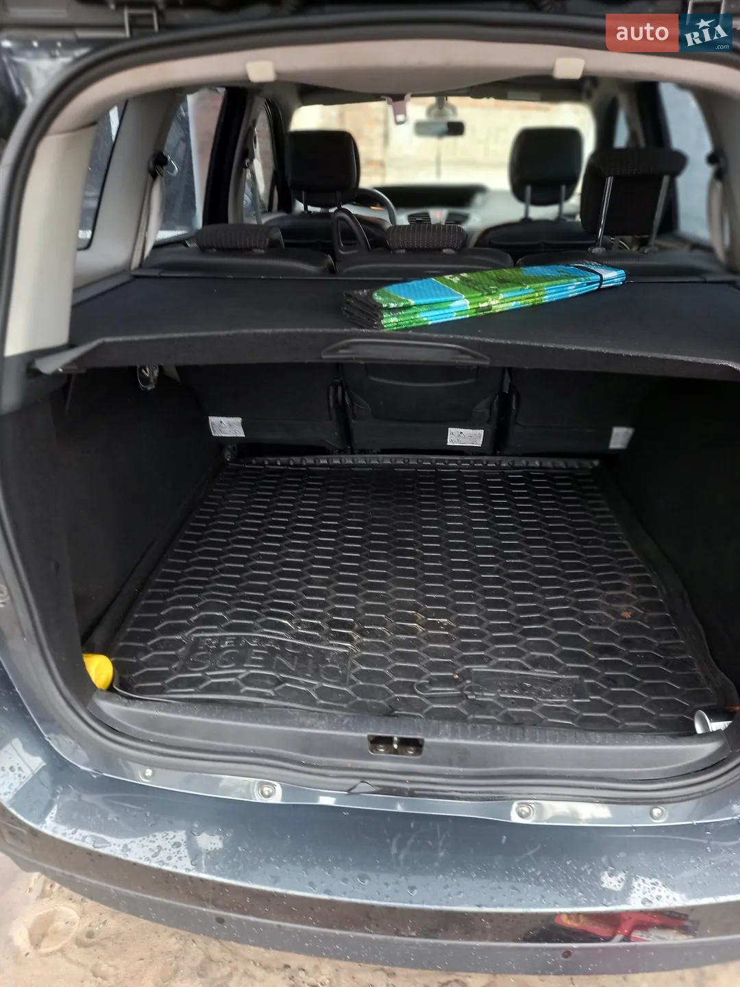 2011 Renault Scenic - мініатюра 16