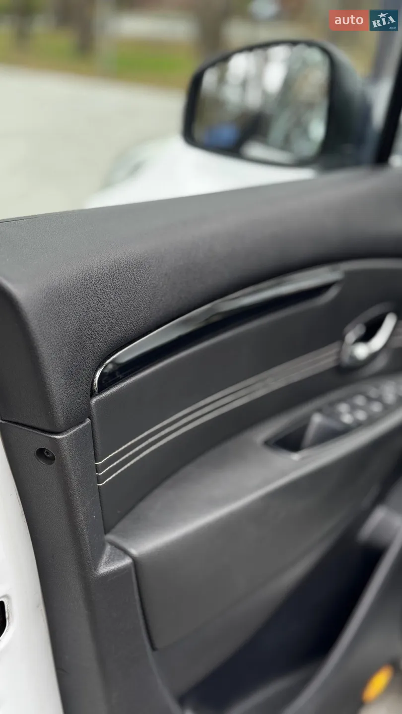 2011 Renault Scenic - мініатюра 48