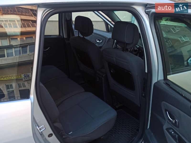 Минивэн Renault Grand Scenic 2010 в Ивано-Франковске