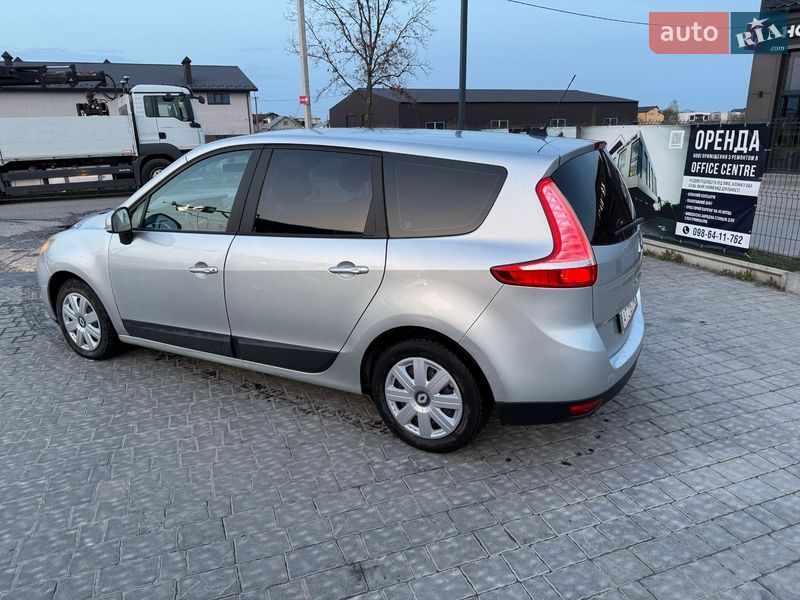 Минивэн Renault Grand Scenic 2010 в Ивано-Франковске