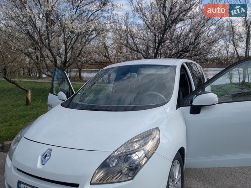 Renault Grand Scenic 2009