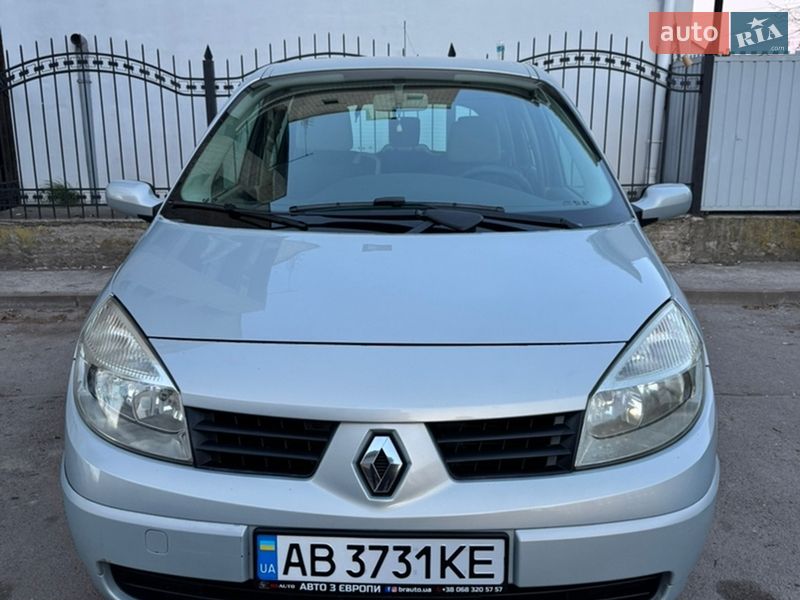 Renault Grand Scenic 2004
