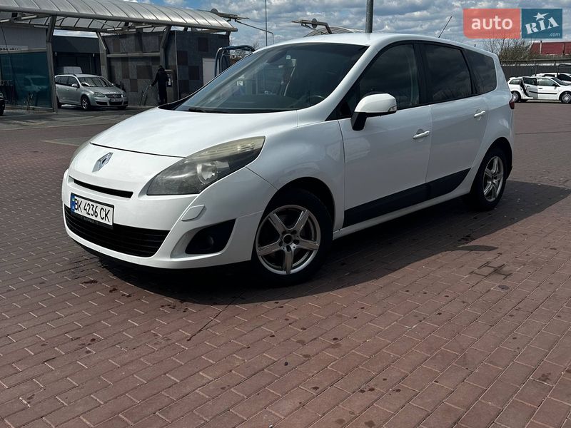 Renault Grand Scenic 2010