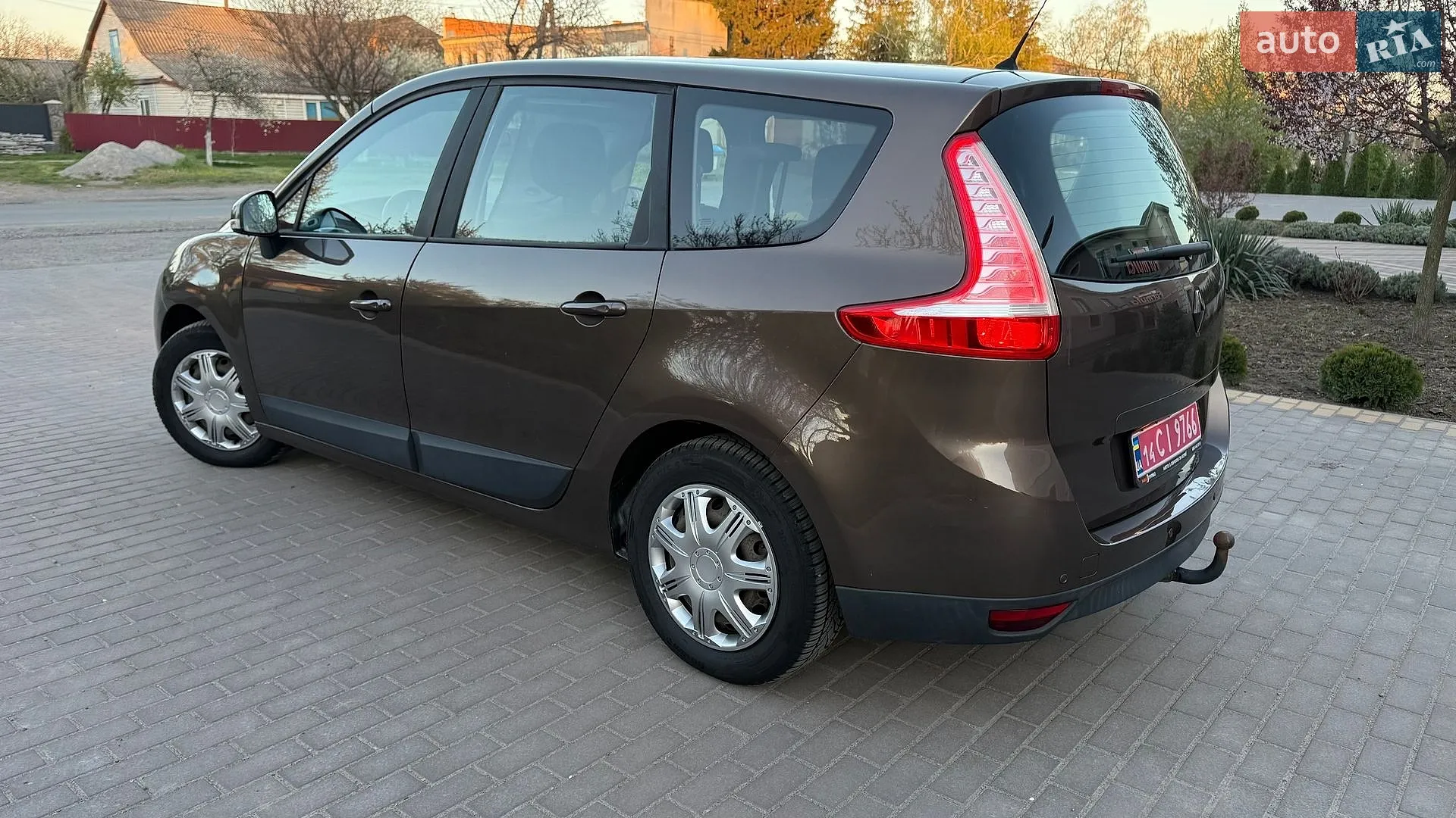 2010 Renault Scenic - мініатюра 21