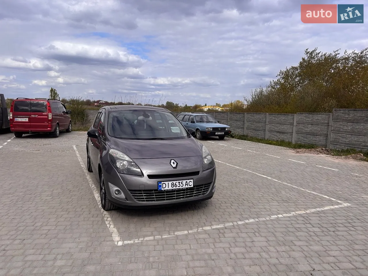 2010 Renault Scenic - мініатюра 16