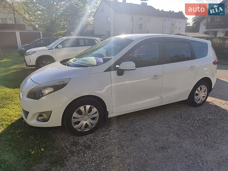 Renault Grand Scenic