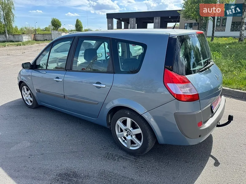 Renault Grand Scenic 2005