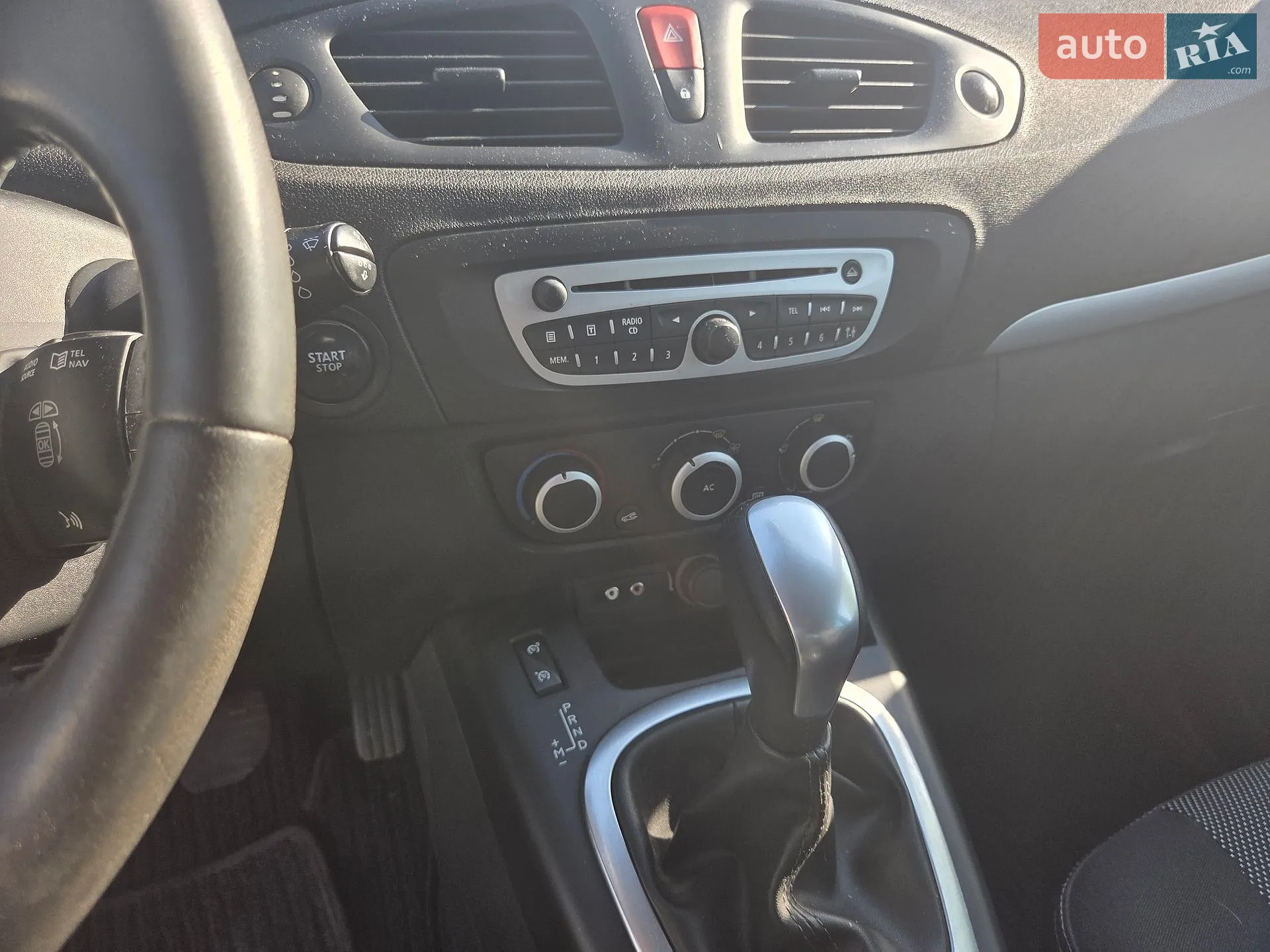 2010 Renault Scenic - мініатюра 6
