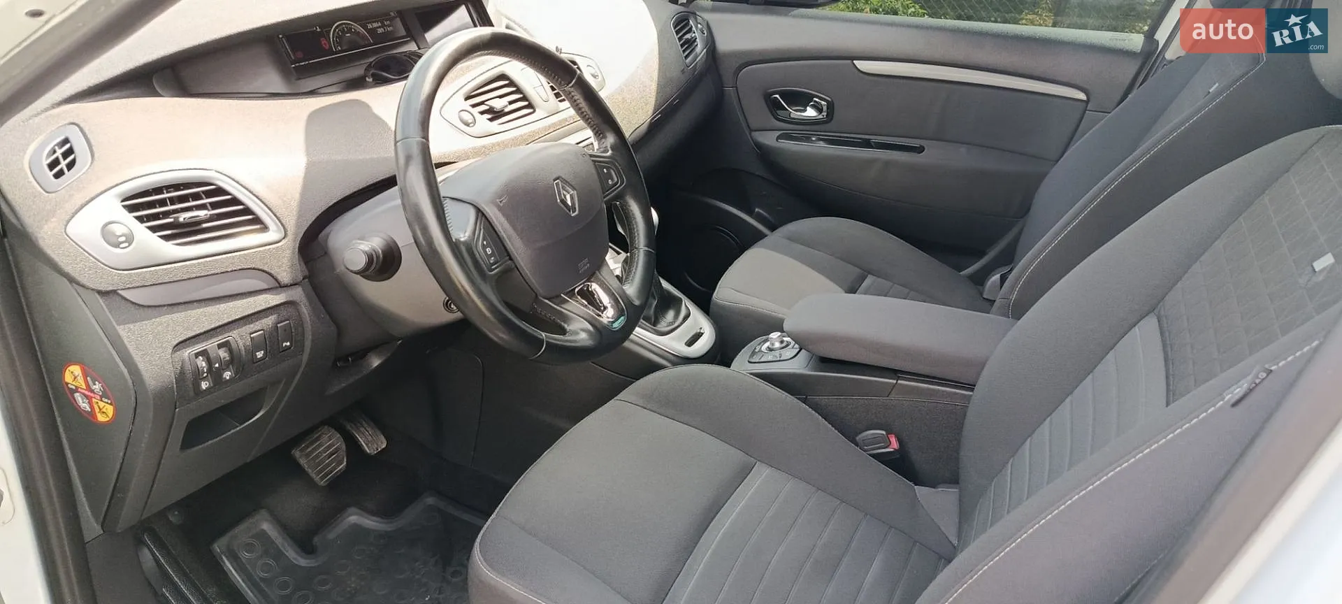 2015 Renault Scenic - мініатюра 12