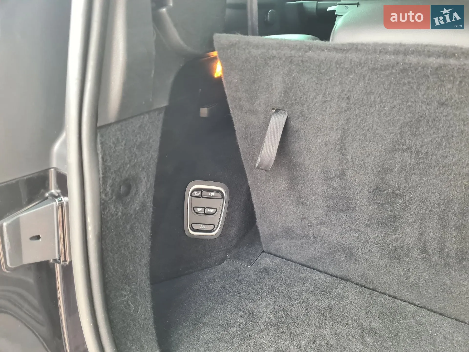 2017 Renault Scenic - мініатюра 19
