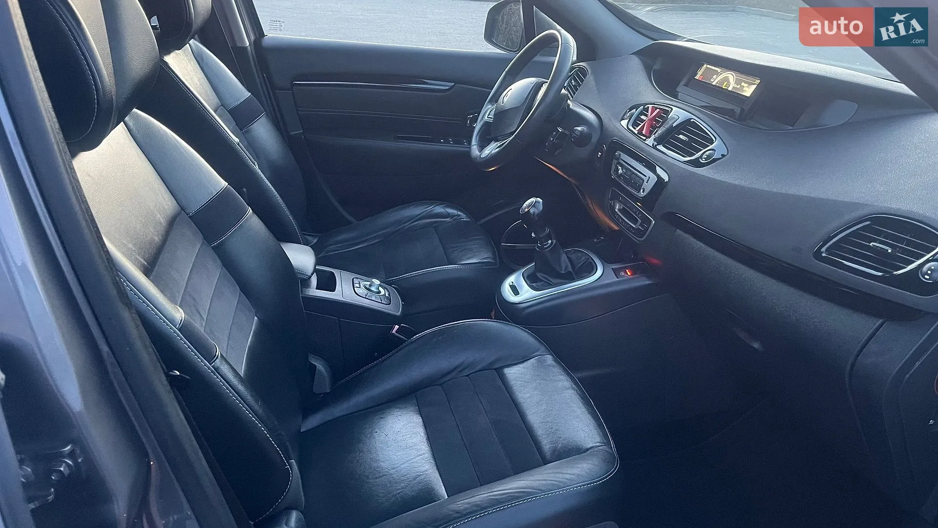 2012 Renault Scenic - мініатюра 101