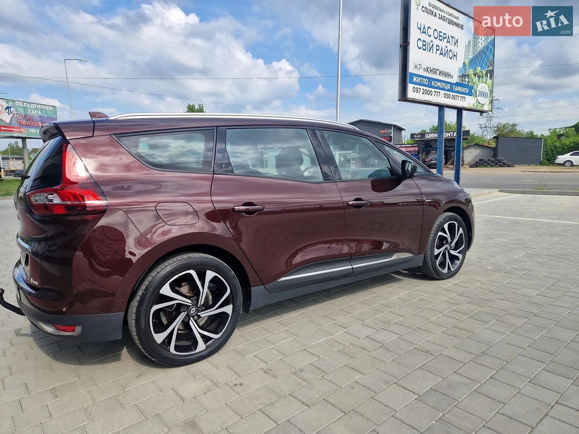 2021 Renault Scenic - мініатюра 12