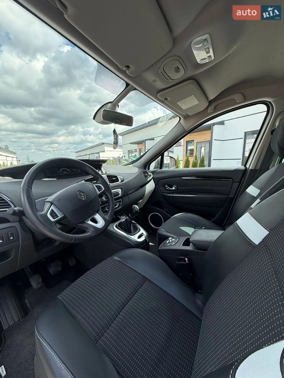 2012 Renault Scenic - мініатюра 12