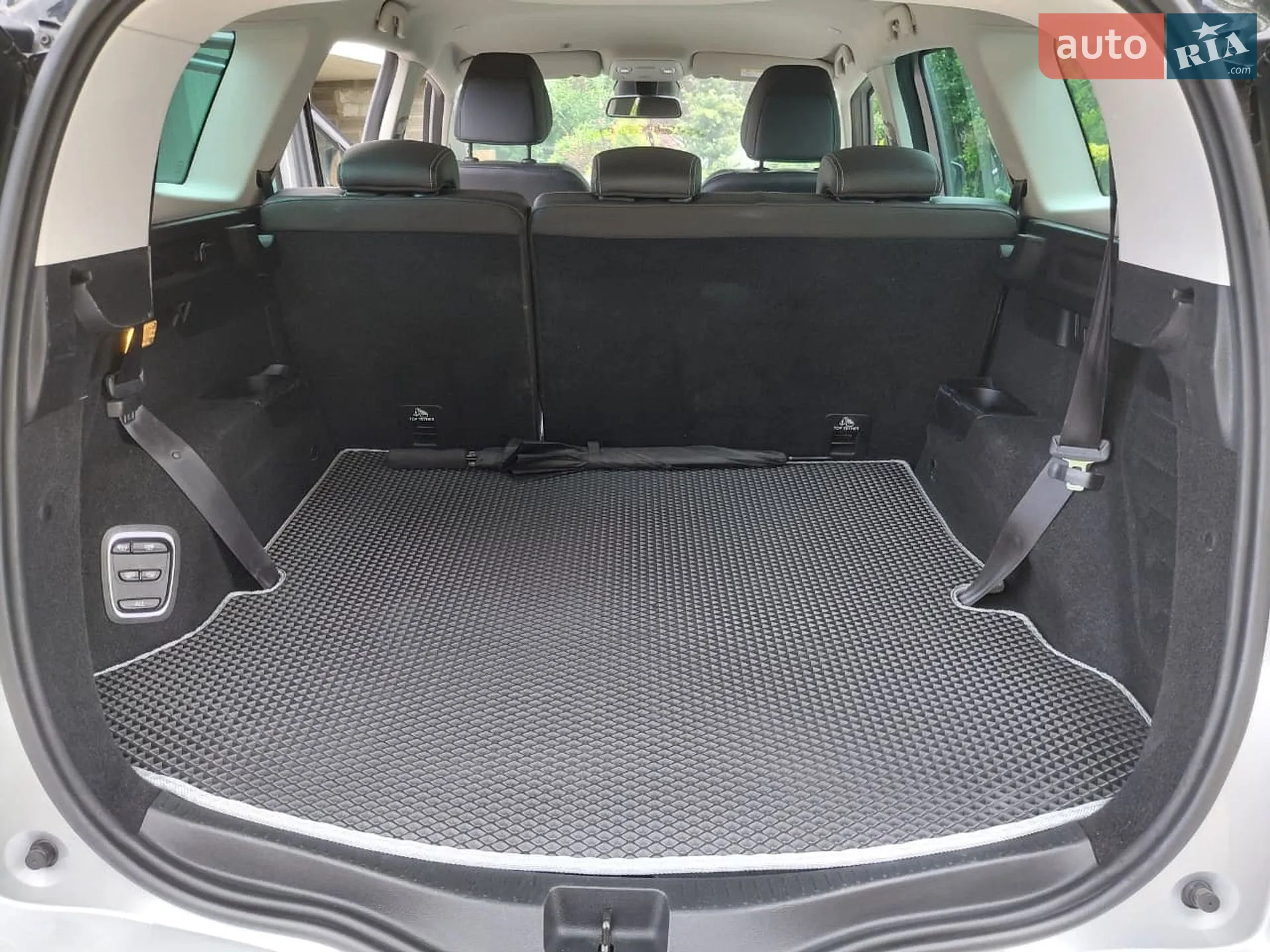 2019 Renault Scenic - мініатюра 17