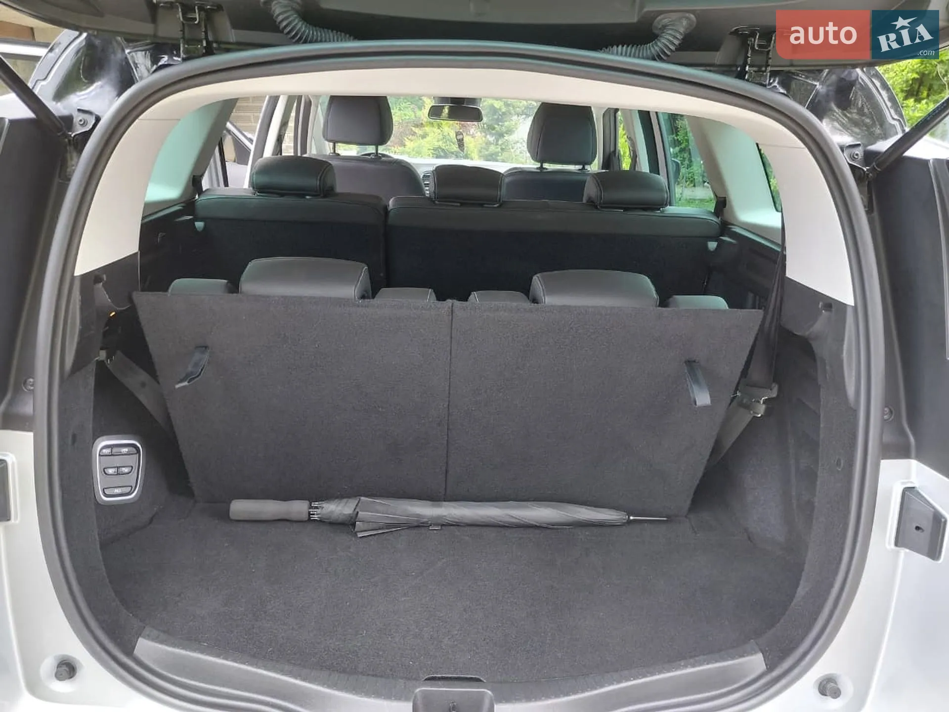 2019 Renault Scenic - мініатюра 18