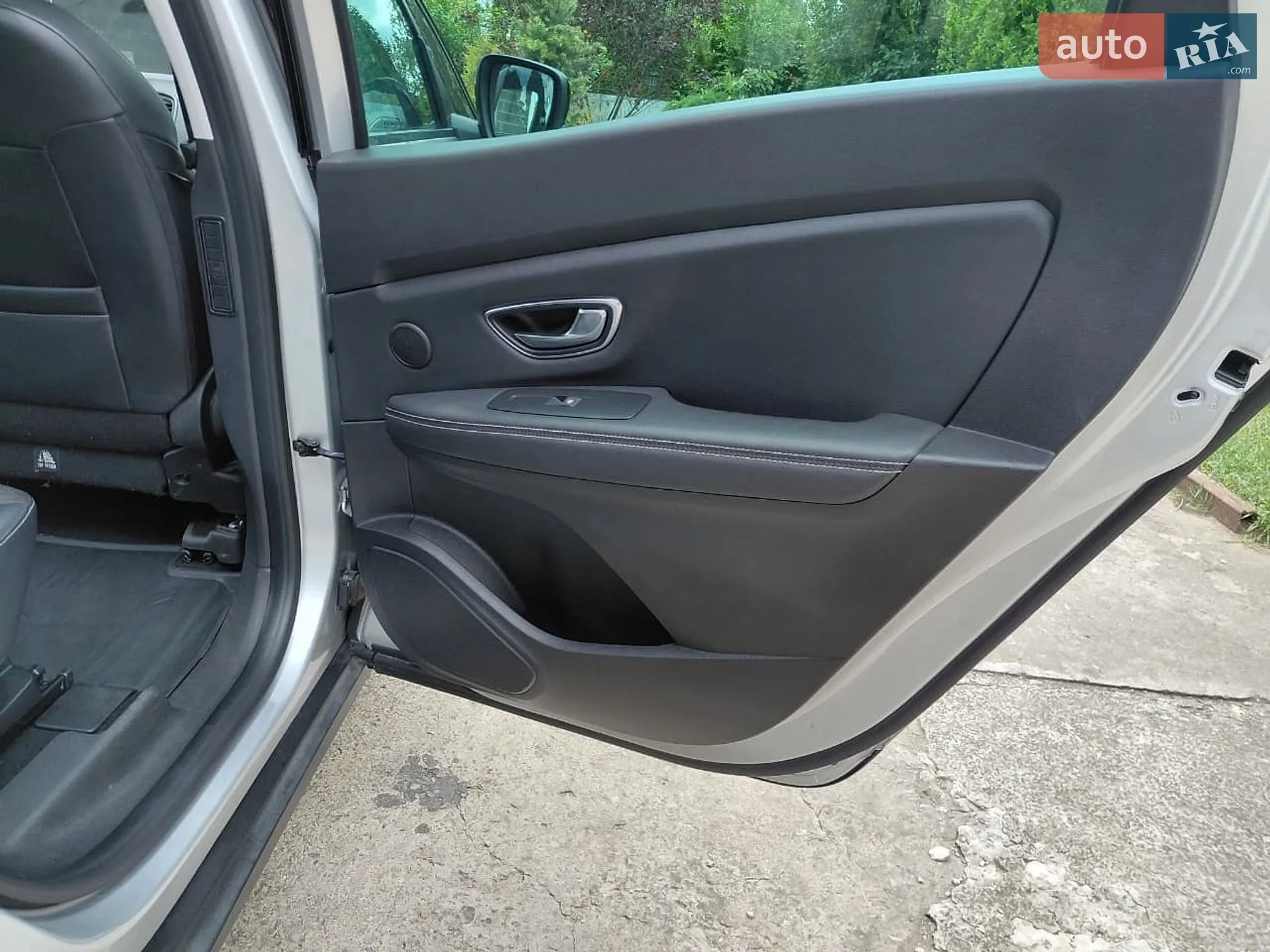 2019 Renault Scenic - мініатюра 19