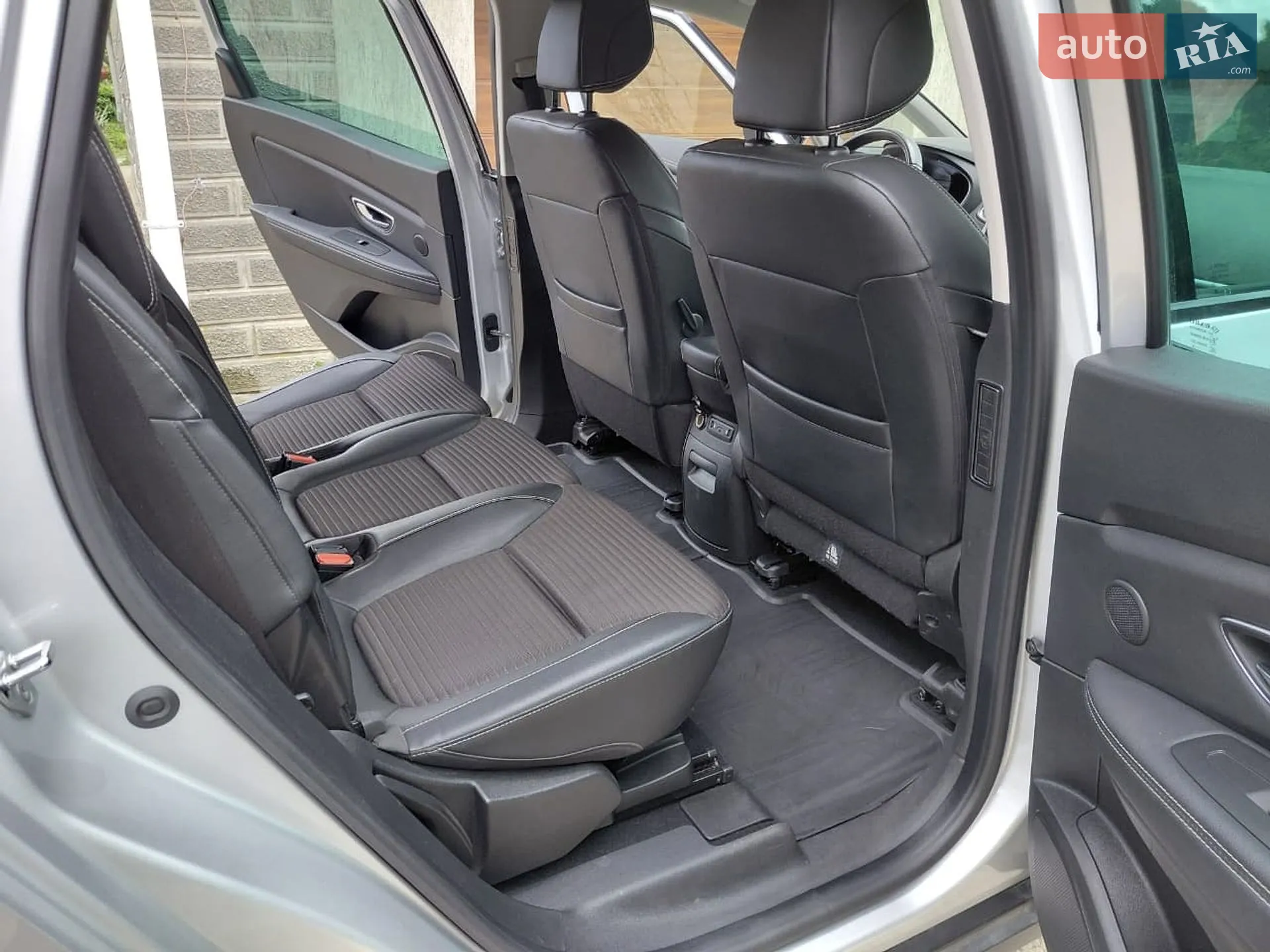2019 Renault Scenic - мініатюра 20