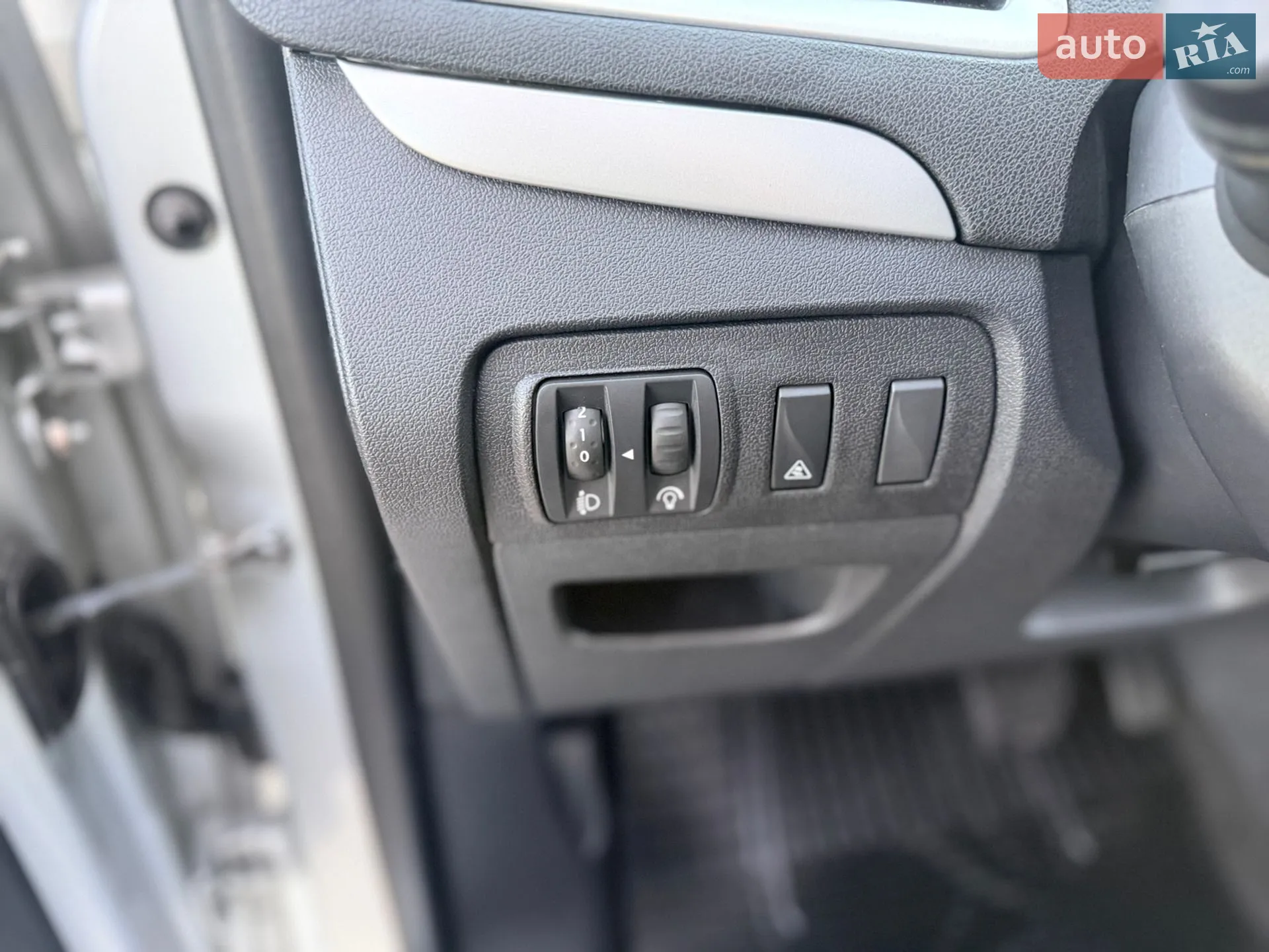 2014 Renault Scenic - мініатюра 44