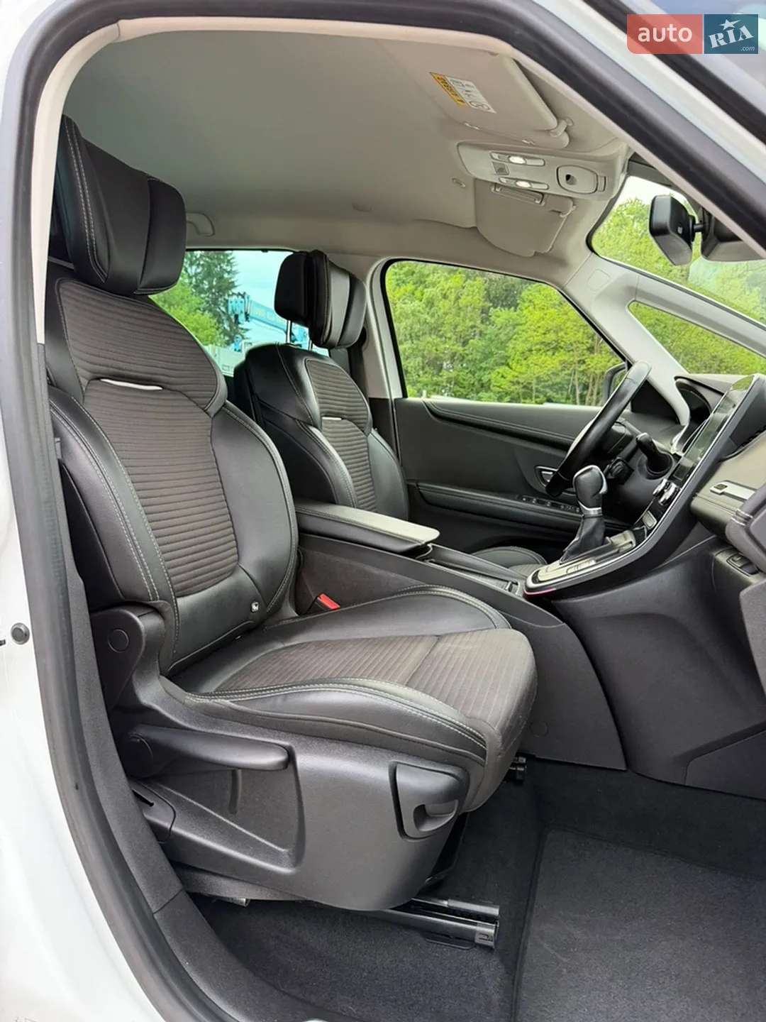 2017 Renault Scenic - мініатюра 50