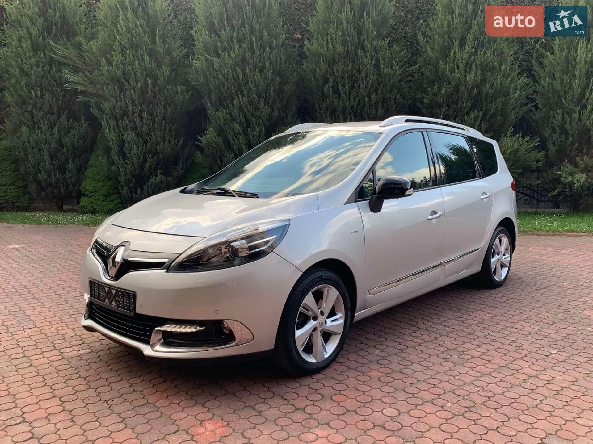 2015 Renault Scenic - мініатюра 2