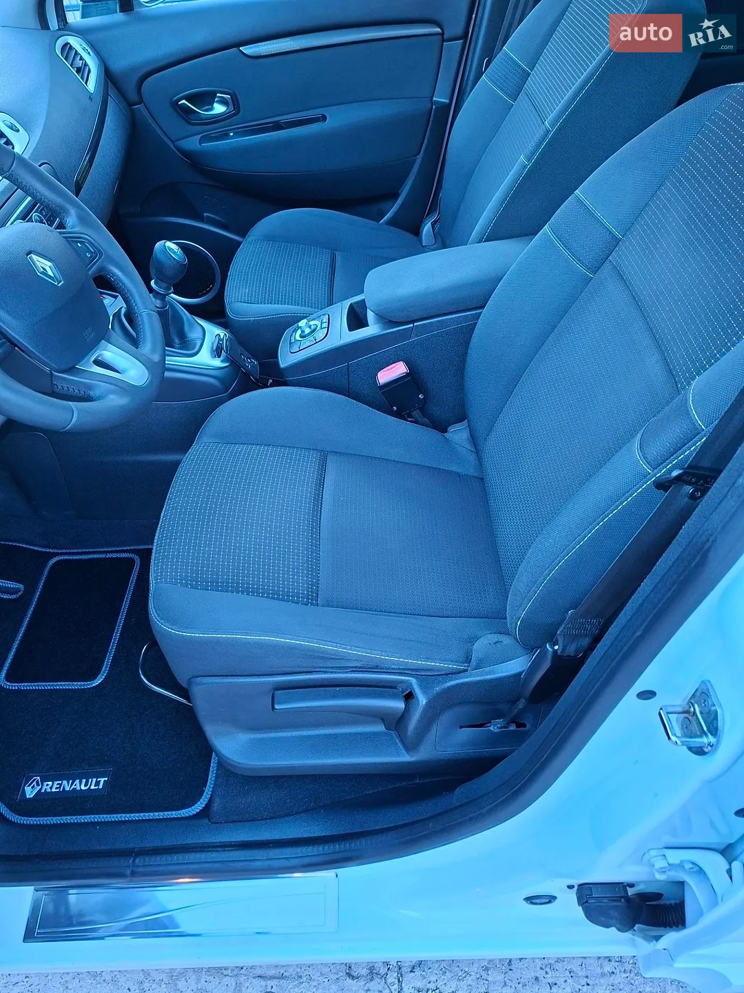2011 Renault Scenic - мініатюра 24