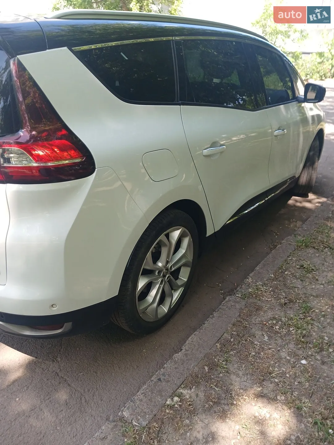 2017 Renault Scenic - мініатюра 3