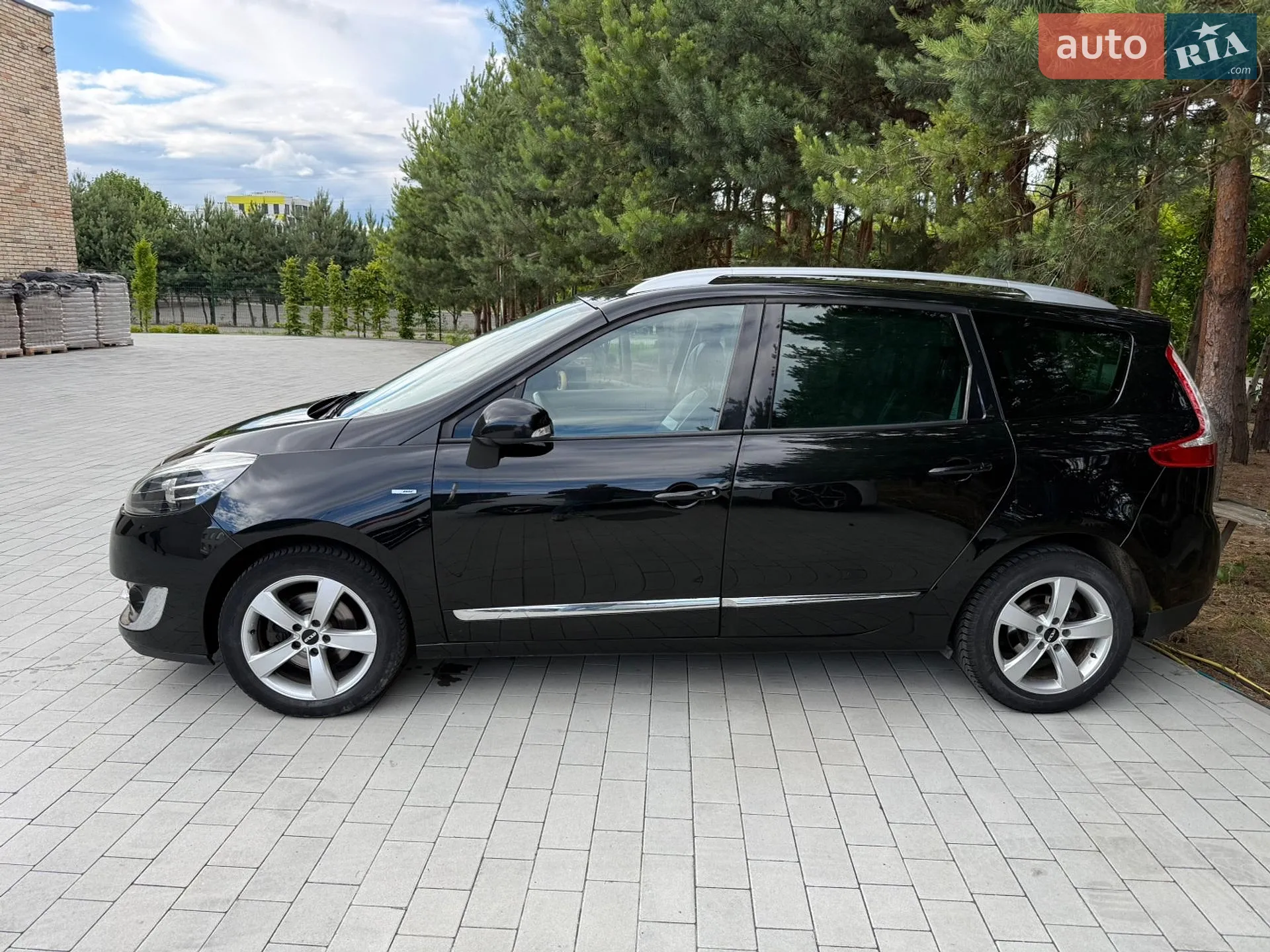 2013 Renault Scenic - мініатюра 2