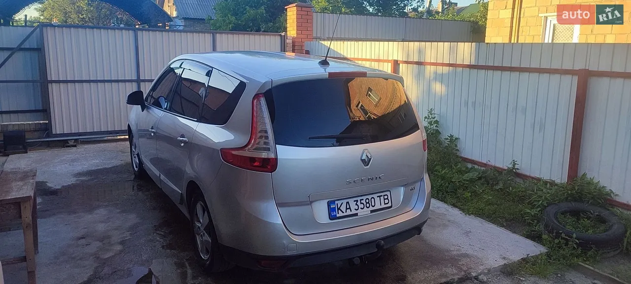 2011 Renault Scenic - мініатюра 10