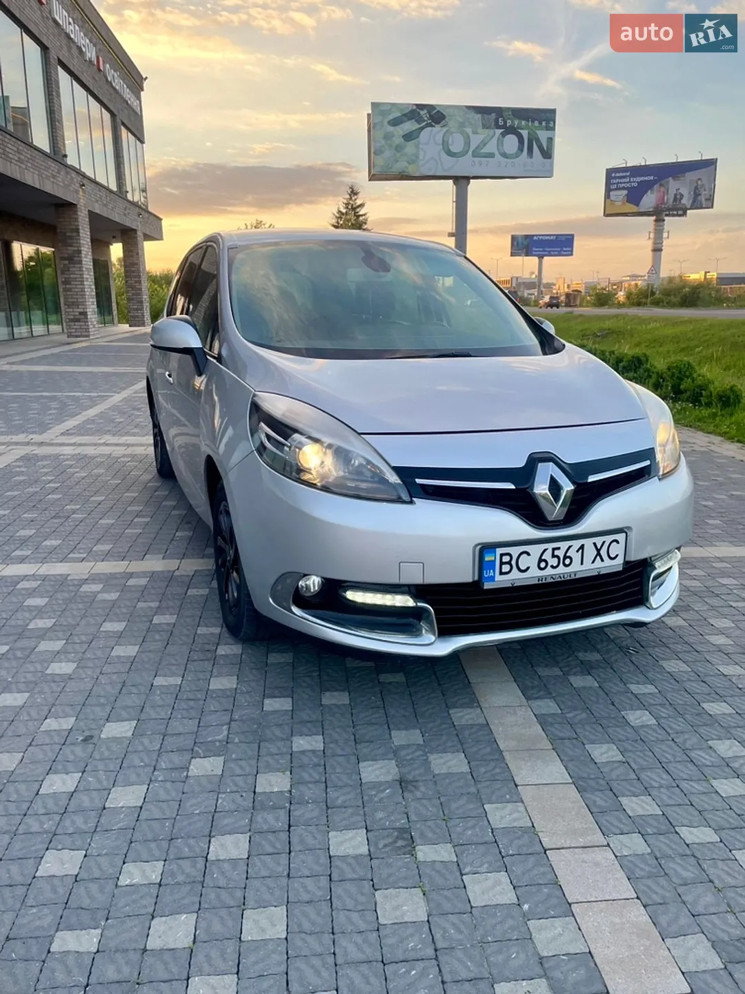 2014 Renault Scenic - мініатюра 17