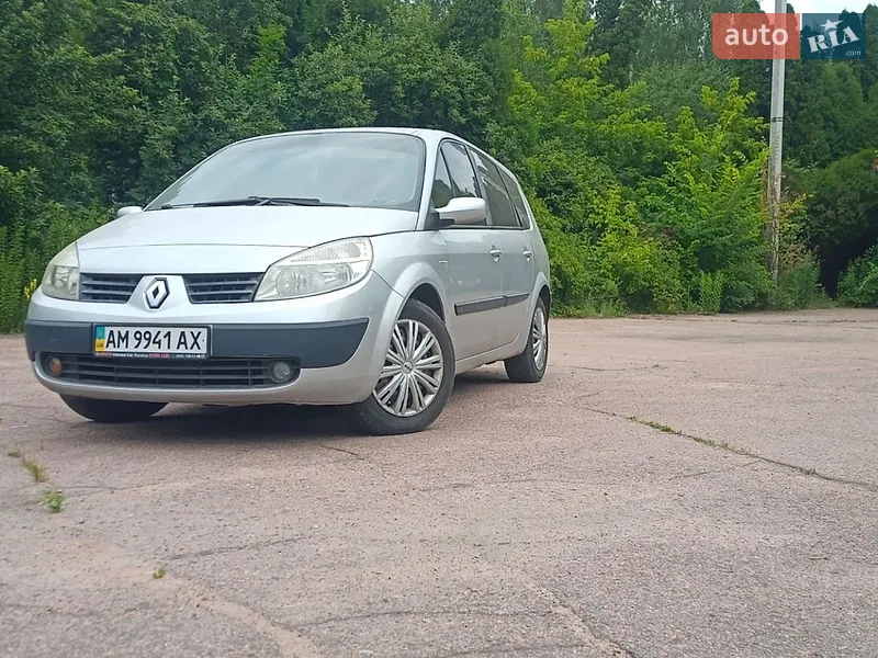 Renault Grand Scenic 2005