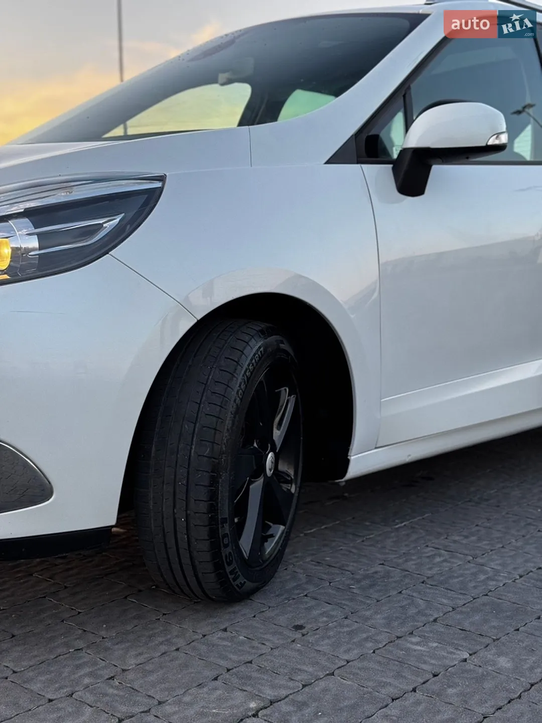 2014 Renault Scenic - мініатюра 9