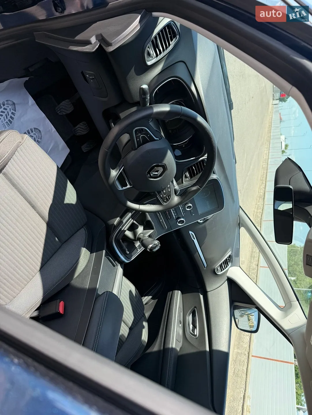 2017 Renault Scenic - мініатюра 10