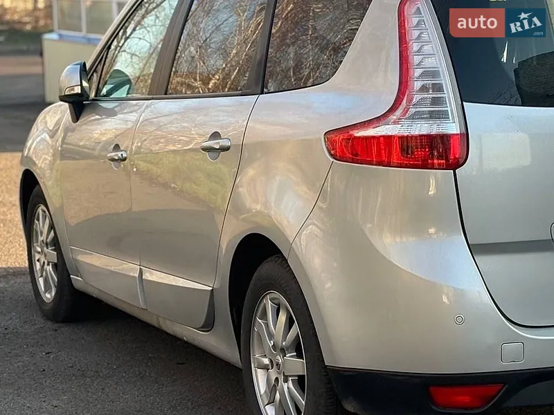 Renault Grand Scenic