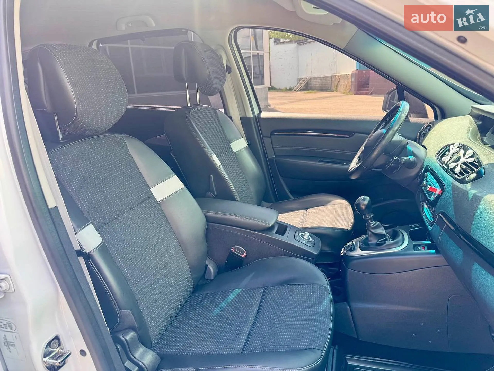 2012 Renault Scenic - мініатюра 36