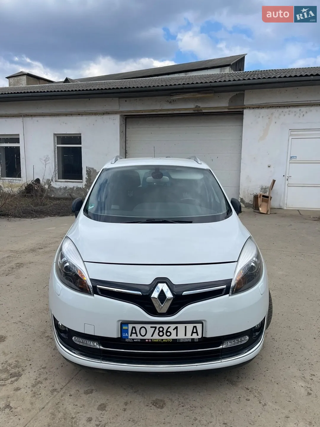 2013 Renault Scenic - фото 1