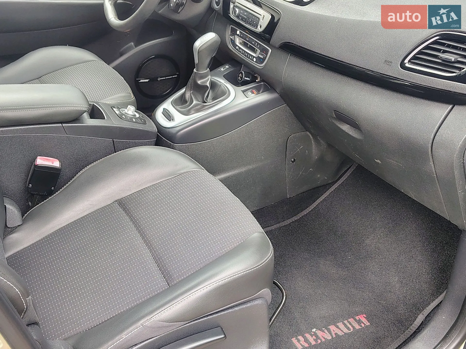 2012 Renault Scenic - мініатюра 26