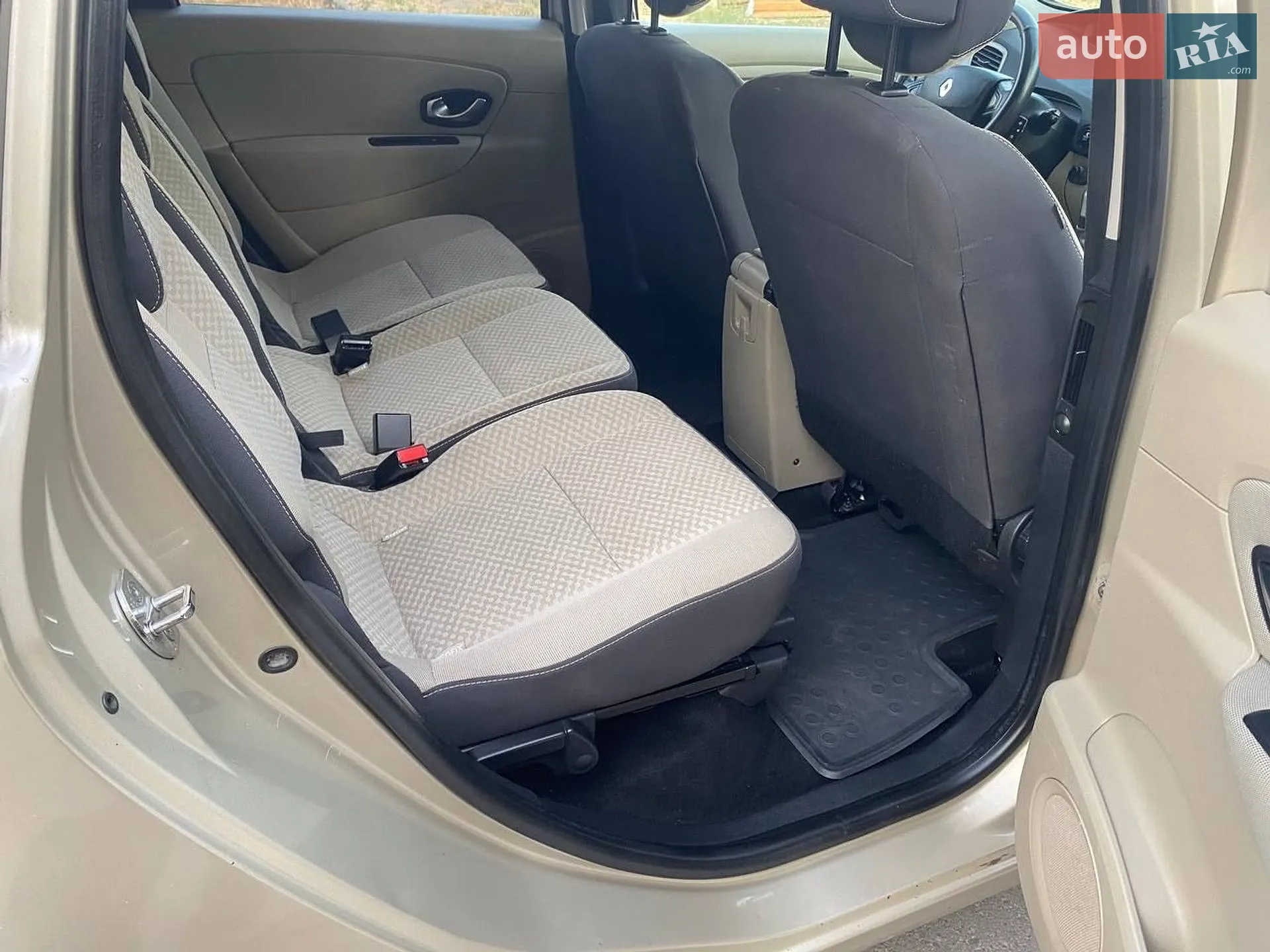 Renault Grand Scenic 2011 VIN VF1JZ09BE44876710 фото оголошення 12 з 14
